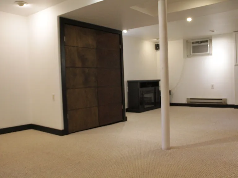 6107 Maylane Dr — Photo 86