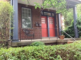 420 Strawberry St, Richmond, VA