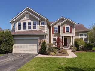 2211 Miramar Ln, Buffalo Grove, IL