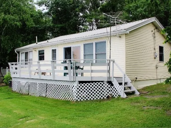 9982 Abert Ave NE, Monticello, MN 55362