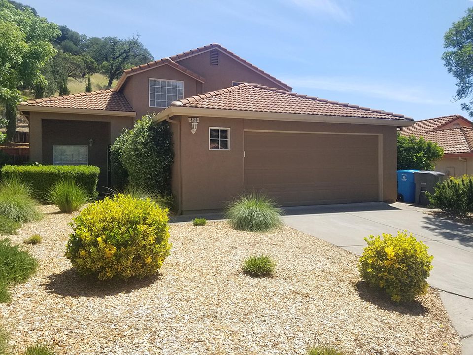 1st image of 320 Portofino Way