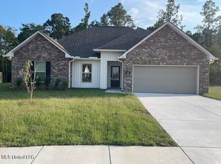 19 Gant Ln, Long Beach, MS 39560