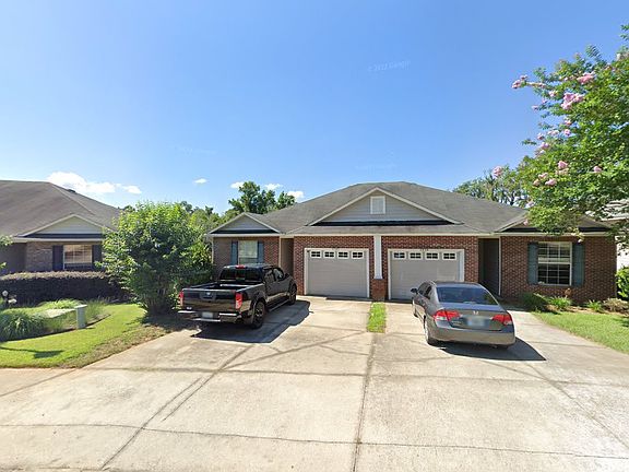 2nd image of 5598 Hampton Hill Cir