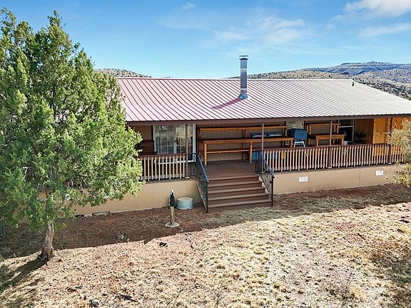 3rd image of 129-135 Clear View Dr