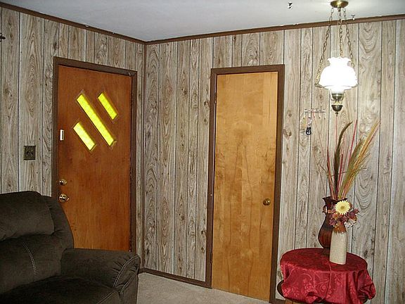 2nd image of 1804 Thelma Ln