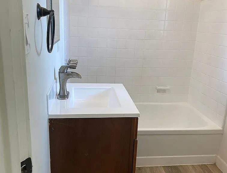 1424 E Wilson Ave #A — Photo 10