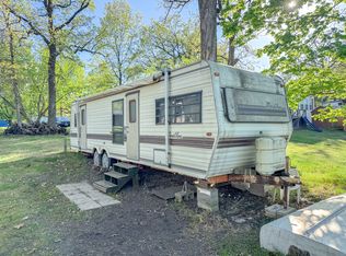 5/493 Woodhaven Dr E, Sublette, IL 61367