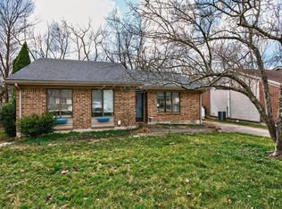 3465 Featheridge Dr, Lexington, KY 40515