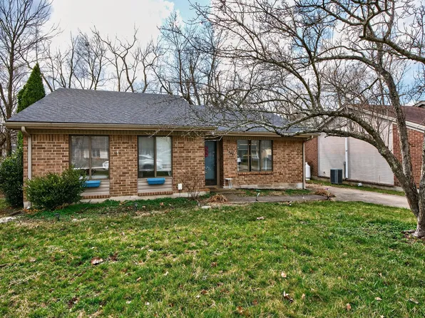 3465 Featheridge Dr, Lexington, KY 40515
