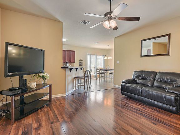 4th image of 11596 Mary Lee Dr