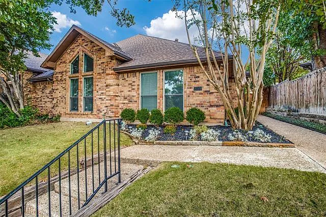 2729 Monet Pl — Photo 1