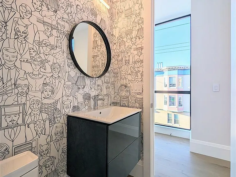 2707 23rd St #3 — Photo 33
