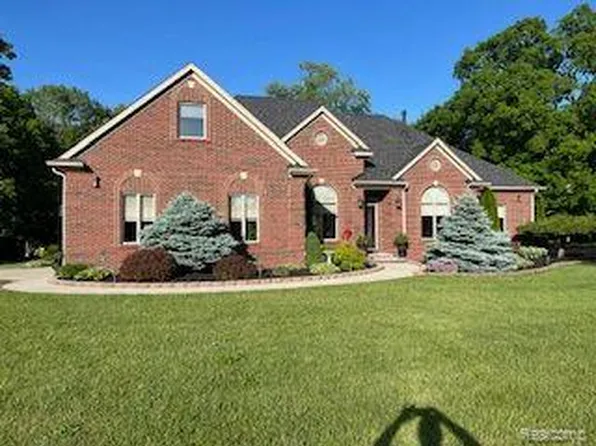 13178 N Bray Rd, Clio, MI 48420