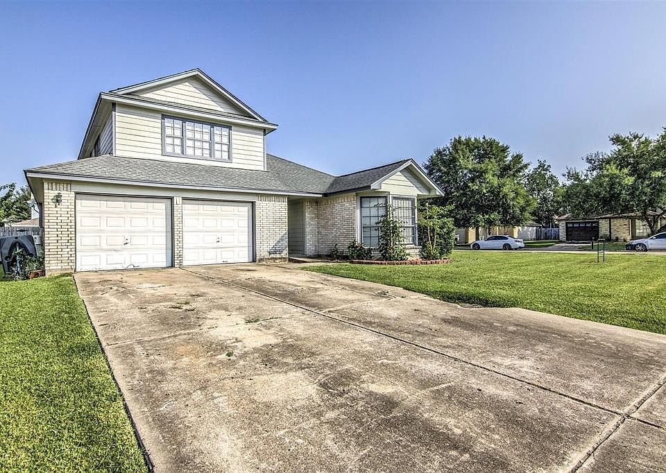 1st image of 10955 Pigeonwood Dr