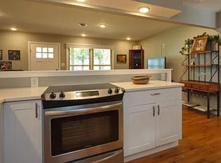 4015 Bardstown Rd, Elizabethtown, KY 42701