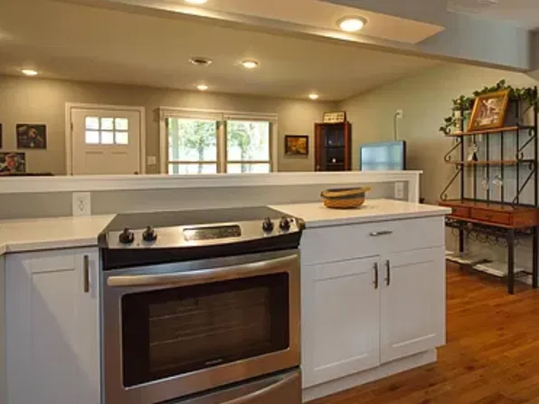 4015 Bardstown Rd, Elizabethtown, KY 42701