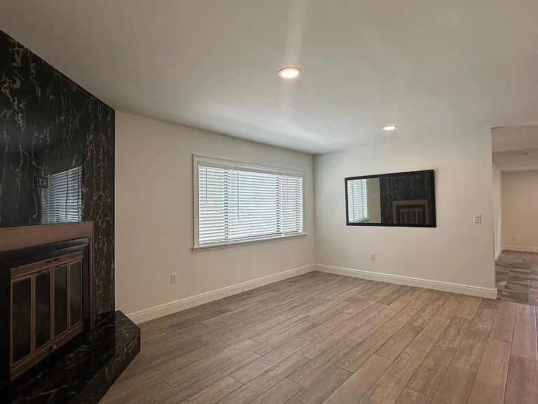 616 Iris St — Photo 20