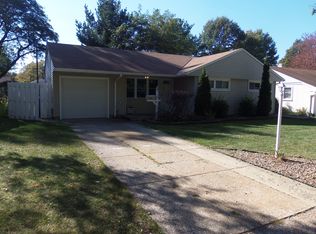 9103 Newkirk Dr, Parma Heights, OH 44130