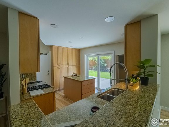 4th image of 1225 Ithaca Dr