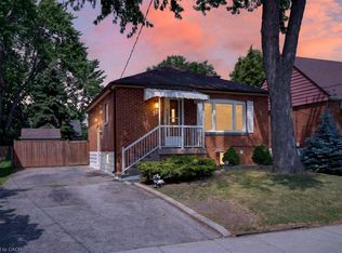 220 E 13th St, Hamilton, ON L9A3Z7