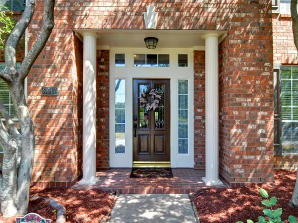 8017 Sunscape Ln, Fort Worth, TX 76123