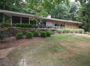 9806 W Raintree Dr N, Columbus, IN 47201