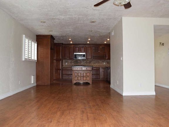 5th image of 1692 Radnor Ave