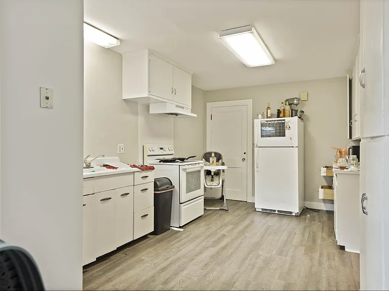 815 N Sherman St #A — Photo 4