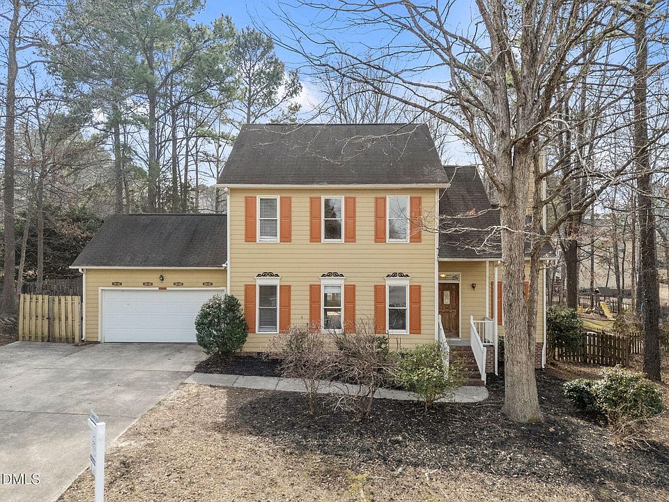 1st image of 3200 Daingerfield Dr