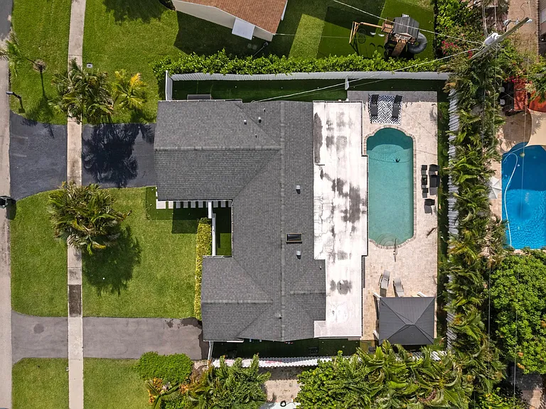 124 Oregon Ln — Photo 27