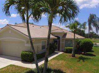 11264 Lakeland Cir, Fort Myers, FL 33913