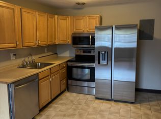 186 Lexington St APT 1, Watertown, MA 02472