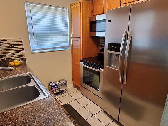 5th image of 4209 E 11th Ave