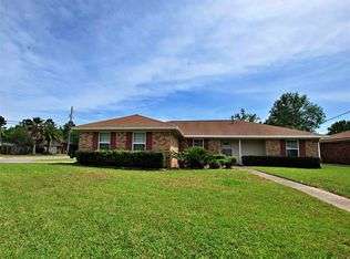 1411 Little Creek Dr, Pensacola, FL 32506