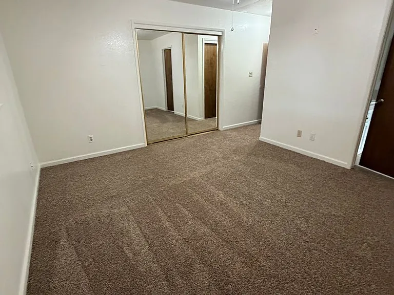 1839 E Vassar Dr — Photo 9