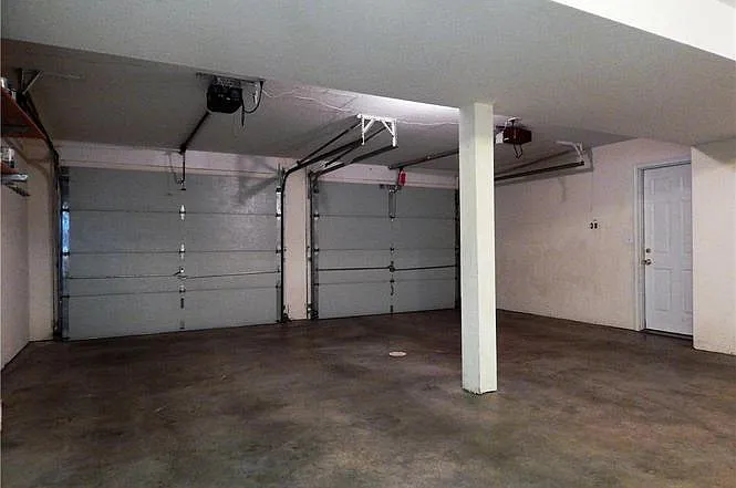 801 Village St — Photo 15