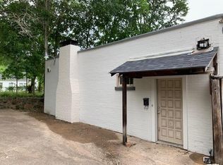 811 N High St #A, Henderson, TX 75652