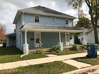 724 Elizabeth St — Photo 2