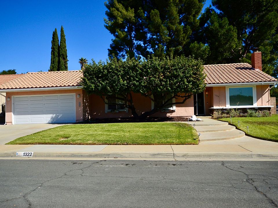 1st image of 1322 Paseo Corto