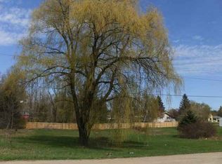 21067 Franklin St, Reed City, MI 49677