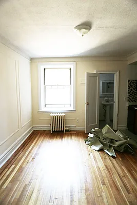 Rented by Chris Stewart, LREB | media 8