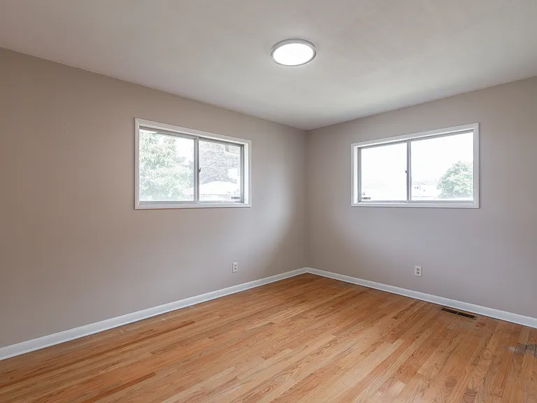 3728 SE 49th Ave — Photo 27