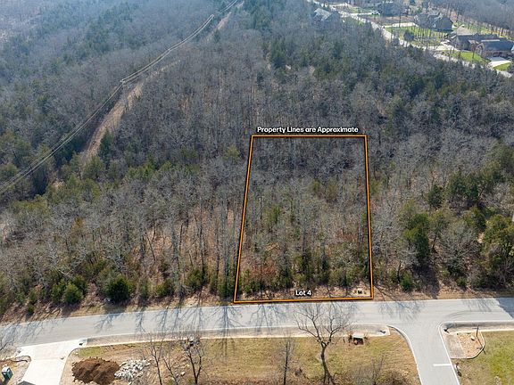 2nd image of #4 Fox Hollow Road