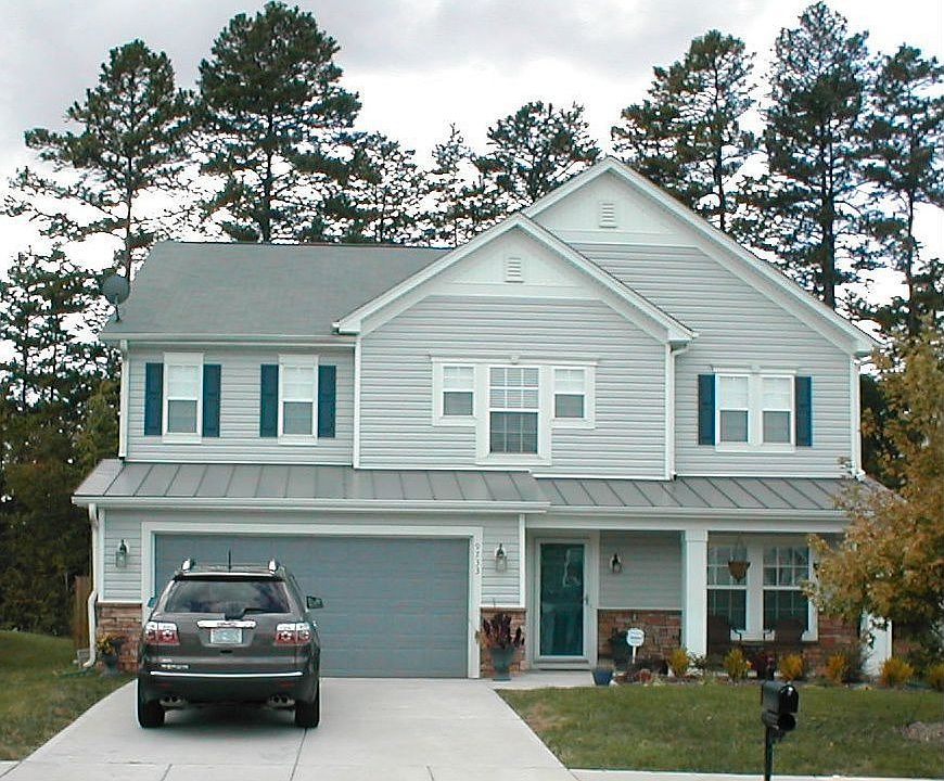 Beautiful Front yard