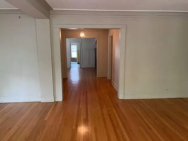 5500 N Lakewood Ave #2 — Photo 5