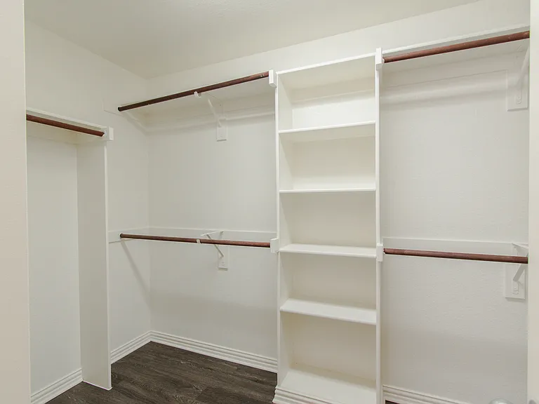 1140 Victory Bells Dr — Photo 20