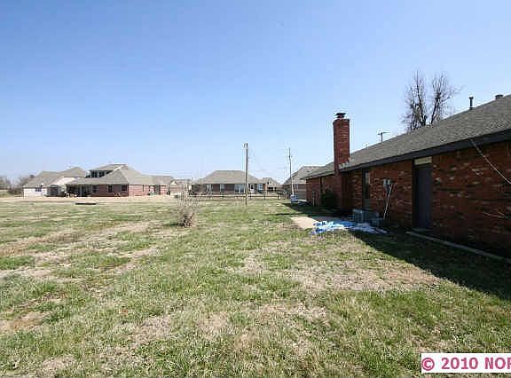 4th image of 15357 E 91st St N