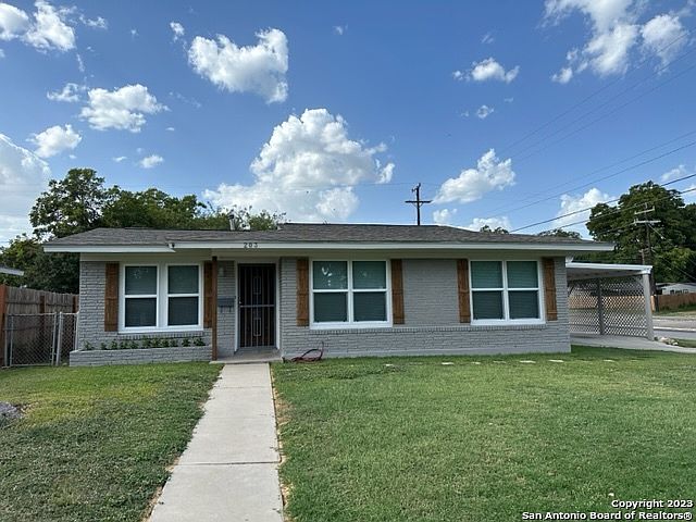 1st image of 203 CHELSEA DR
