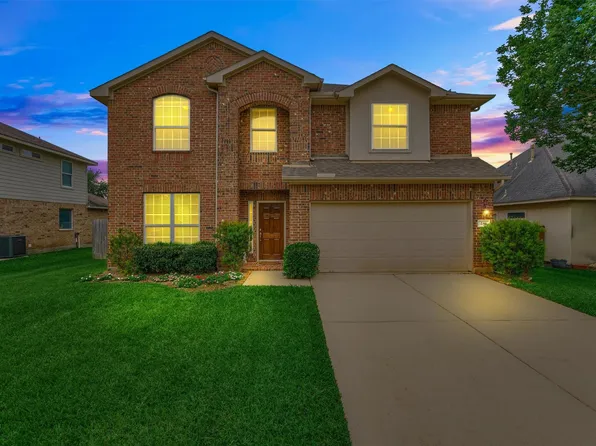 241 Lake Estates Dr, Montgomery, TX 77356