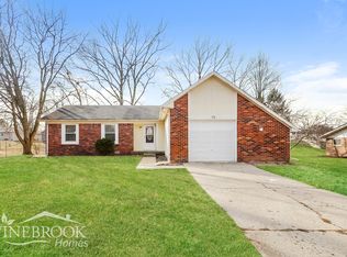 576 Yorktown Rd, Greenwood, IN 46142